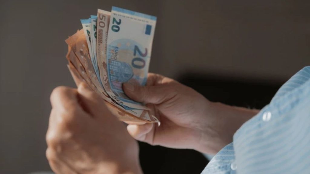325 Cost of Living Payment Confirmed
